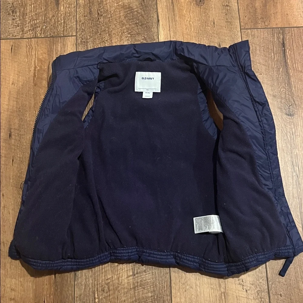 Old Navy Boys Water Resistant Puffer Vest, XS (5)